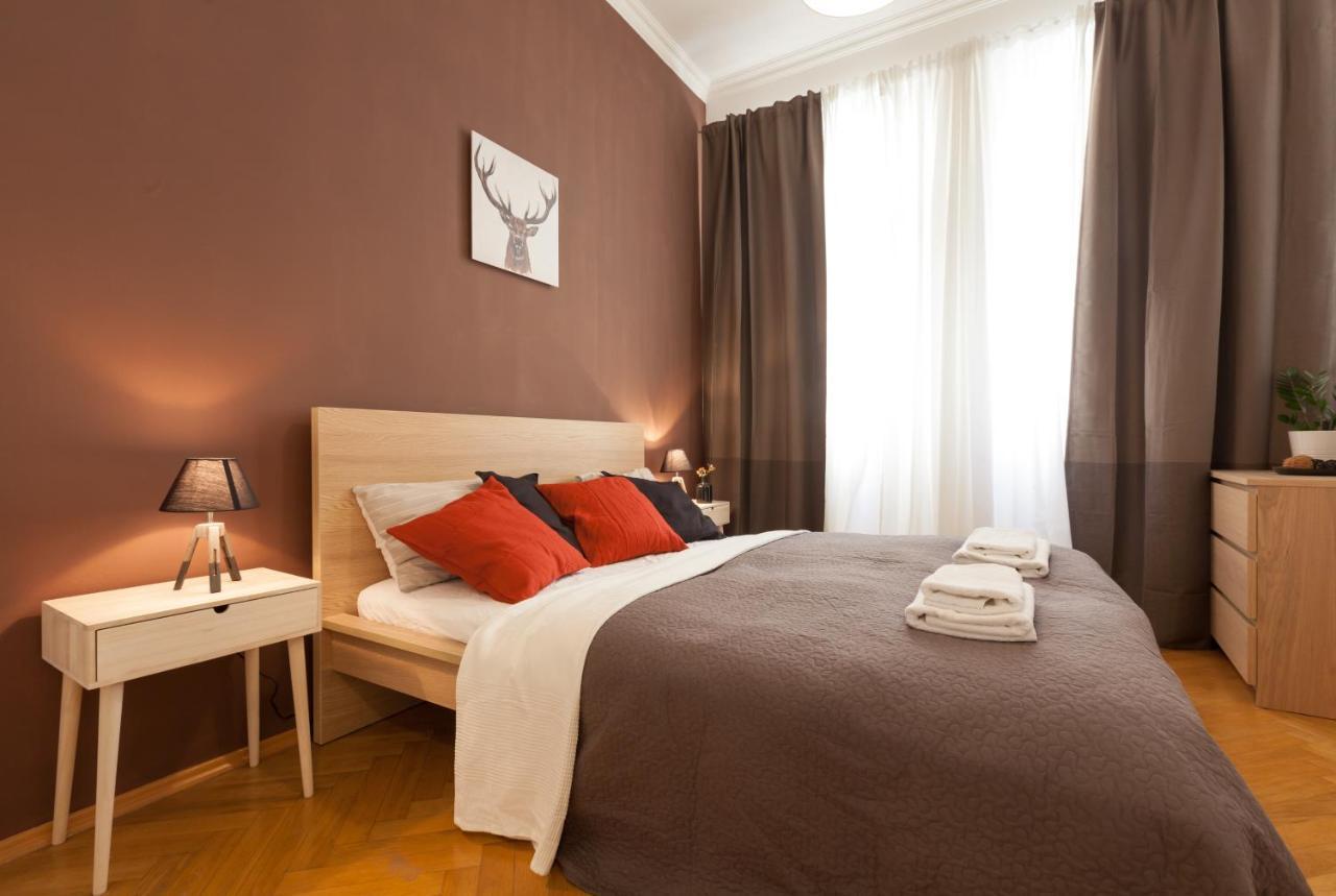 Nejedleho Apartmeet 프라하 외부 사진