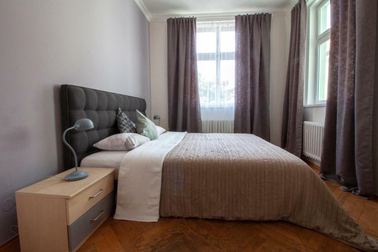 Nejedleho Apartmeet 프라하 외부 사진