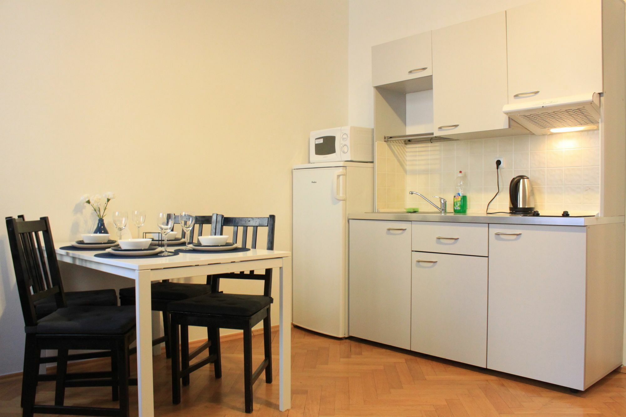 Nejedleho Apartmeet 프라하 외부 사진